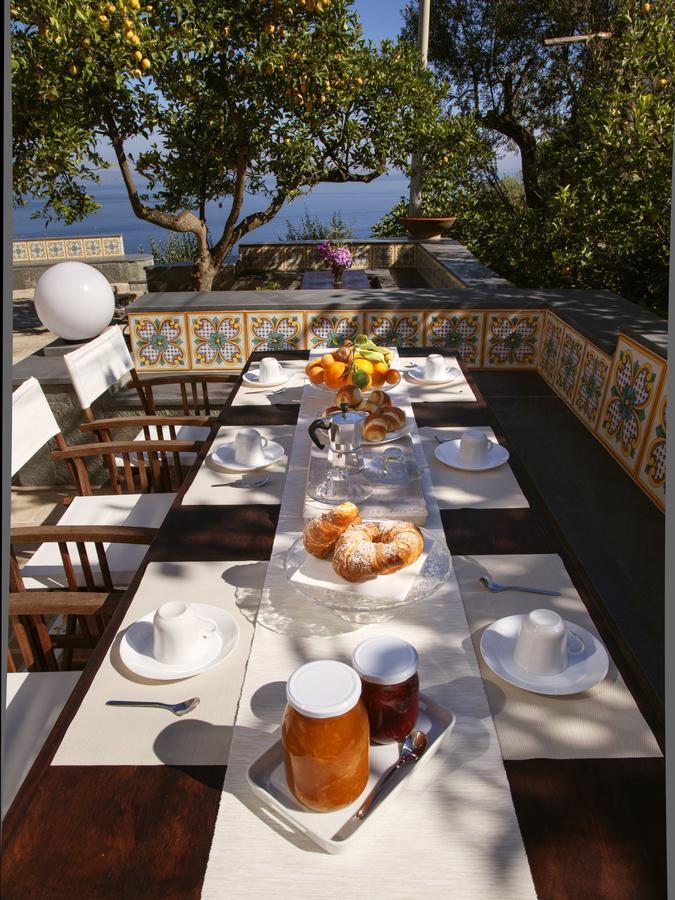 Bed and Breakfast Antonio Масса-Лубренсе Экстерьер фото